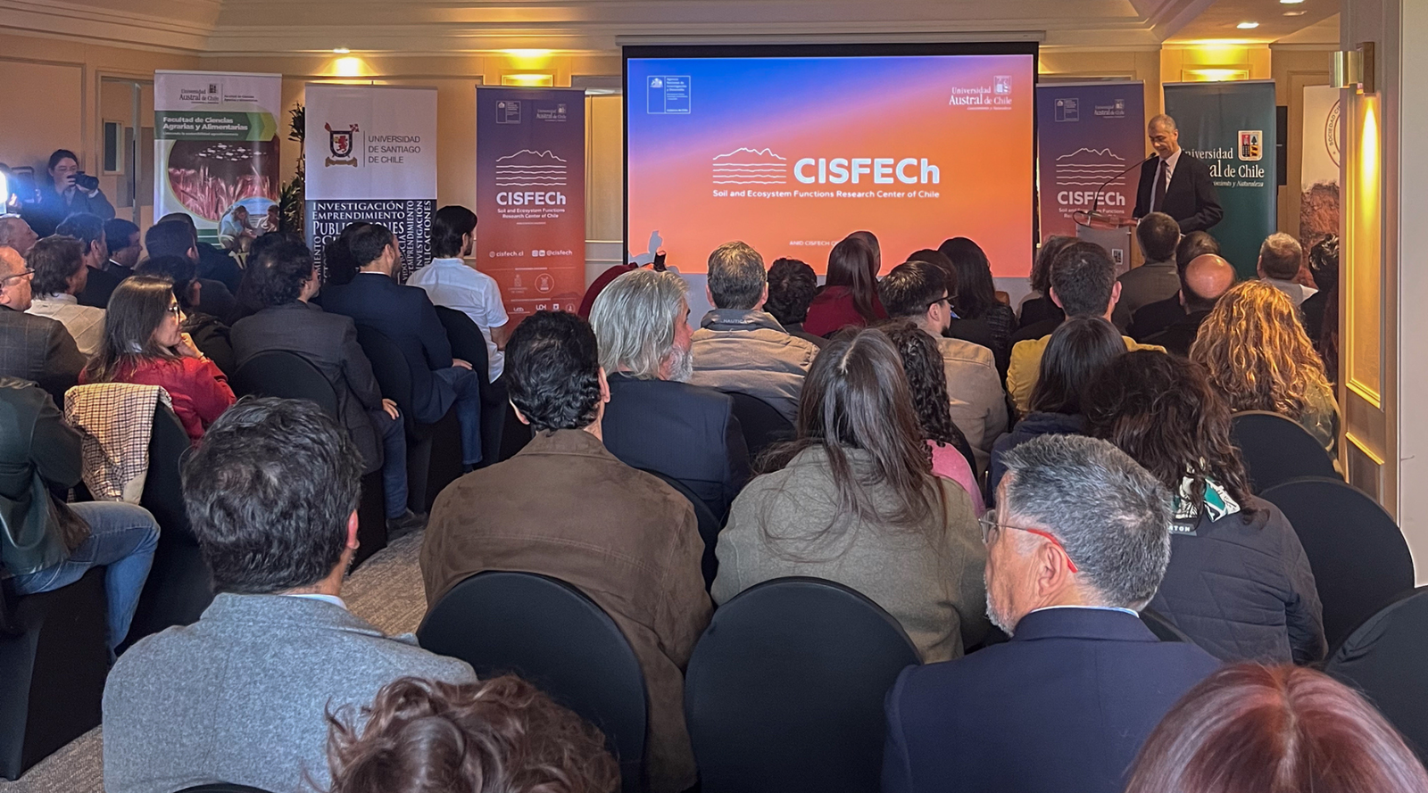 Dr. Mauricio Schoebitz se suma al equipo científico del nuevo centro nacional de suelos CISFECh