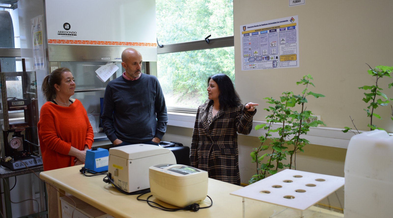 CB-UdeC y Agrichile avanzan en el desarrollo de tecnologías para la detección temprana de estrés fisiológico en cultivos